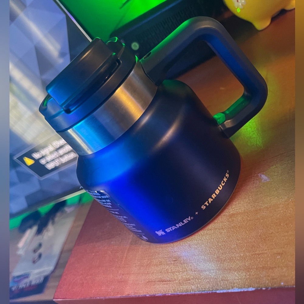 RARE Stanley X Starbucks desktop vacuum seal mug